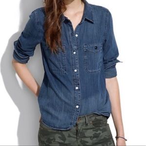 Madewell Denim Boyshirt in Campground Wash